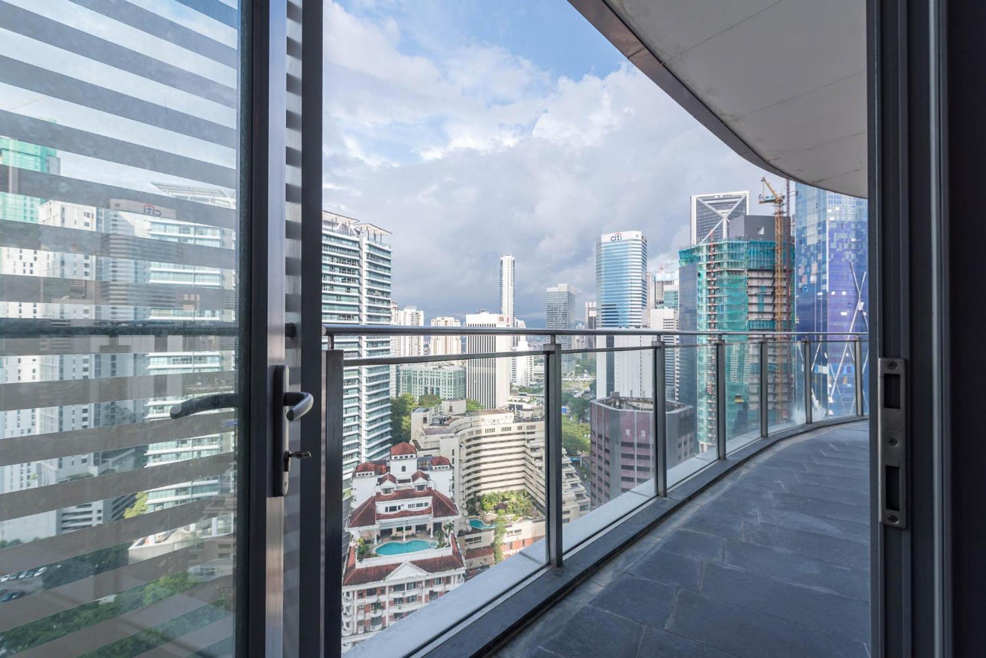 1 Min To Klcc Twin Tower Apartamento Kuala Lumpur Exterior foto