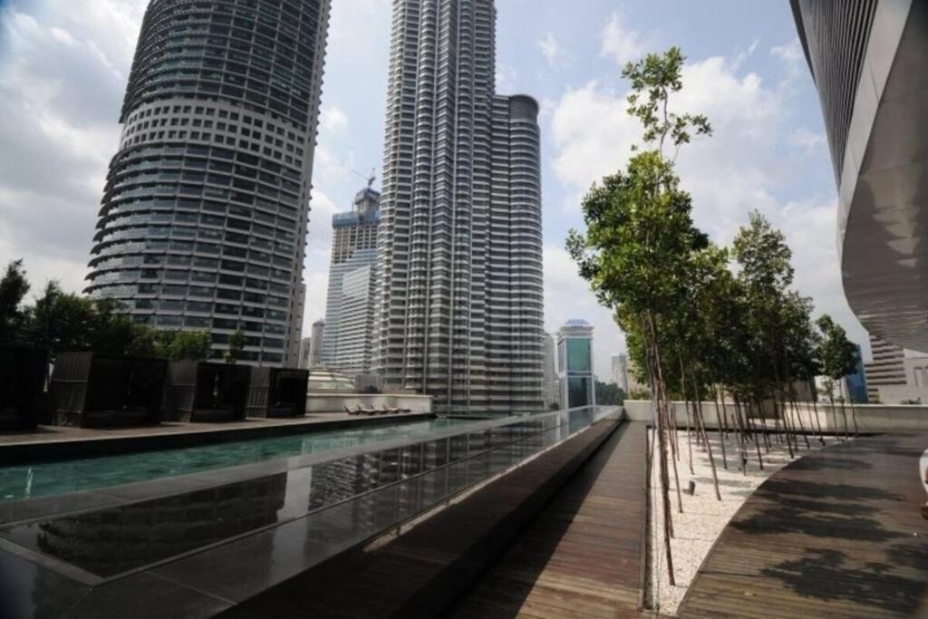 1 Min To Klcc Twin Tower Apartamento Kuala Lumpur Exterior foto